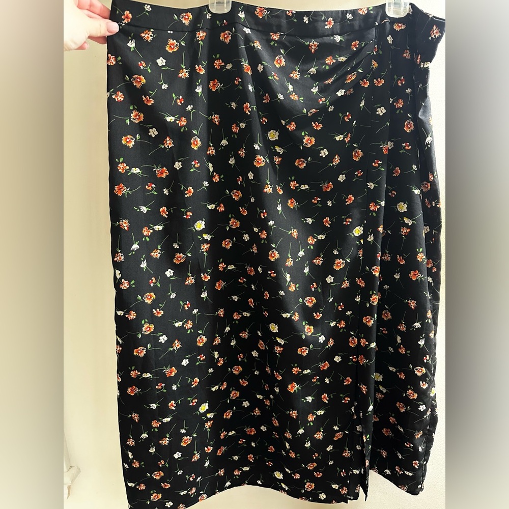 SHEIN Floral High Waisted Skirt